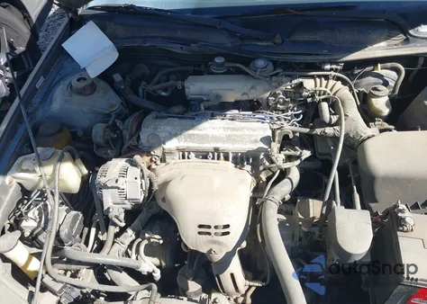 1997 Toyota Camry Ce/Le/Xle z USA, uszkodzony, nr VIN 4T1BG22K7VU069228